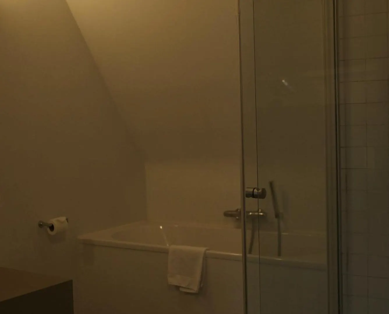 Hotel Matelote Antwerp 3*,